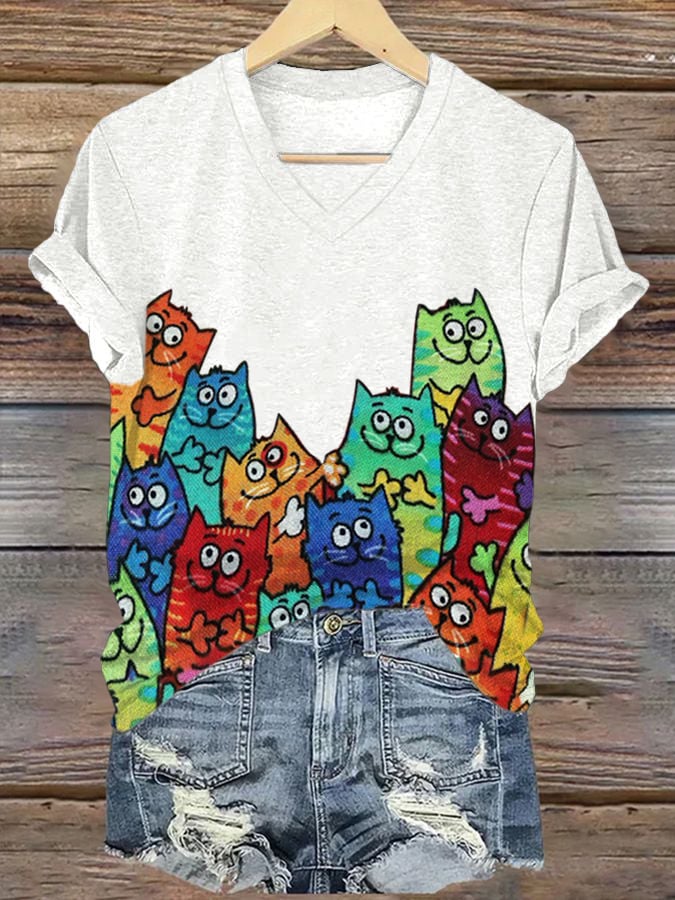 V-Neck Retro Pride Parade Cats Print T-Shirt
